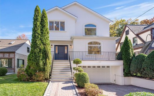 Single Family House For Sale in Mount Vernon New York 4 Beds 4 Baths