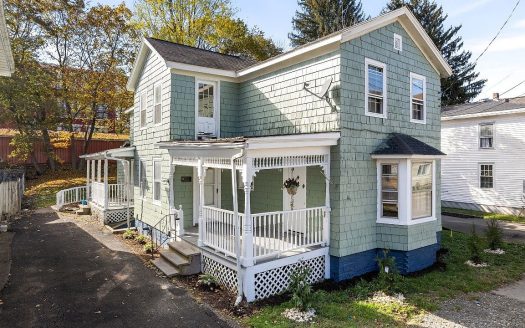 Single Family House For Sale in Apalachin New York 3 Beds 2 Baths