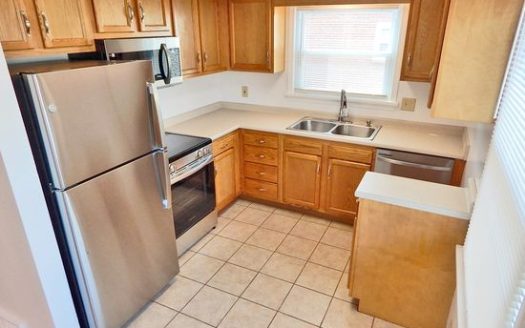 3-Bedroom Townhouse for Rent in East Rochester, NY 14445 – $1675/mo | 2 Baths | Updated 2025