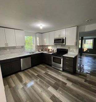 3-Bedroom Single Family Home for Rent in Blooming Grove, NY 10914 – $2500/mo | 2 Baths | Updated 2025