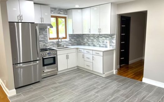 2-Bedroom Apartment for Rent in Whitestone, NY 11357 – $3275/mo | 1 Baths | Updated 2025