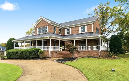 Single Family Home for Sale in Old Hickory, TN 37138 – 5 Bedrooms, 6 Baths – $1088000