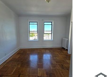 4-Bedroom Townhouse for Rent in Yonkers, NY 10705 – $3200/mo | 1 Baths | Updated 2025