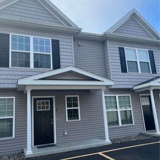 2-Bedroom Townhouse for Rent in Cohoes, NY 12047 – $1850/mo | 3 Baths | Updated 2025
