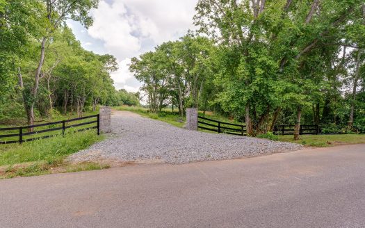 Lot for Sale in Madison, TN 37115 – 1 Bedroom, 1 Bath – $485000