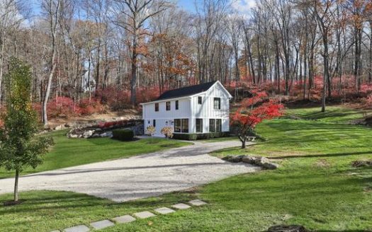 3-Bedroom Single Family Home for Rent in Goldens Bridge, NY 10526 – $4950/mo | 3 Baths | Updated 2025