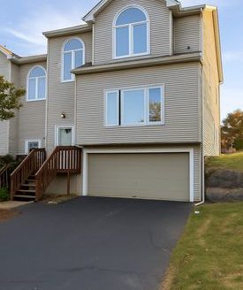 3-Bedroom Townhouse for Rent in Highland Mills, NY 10930 – $3400/mo | 3 Baths | Updated 2025