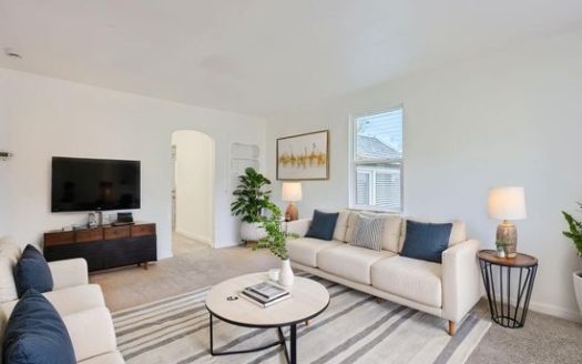 2-Bedroom Single Family Home for Rent in Denver, CO 80210 – $2750/mo | 1 Baths | Updated 2025
