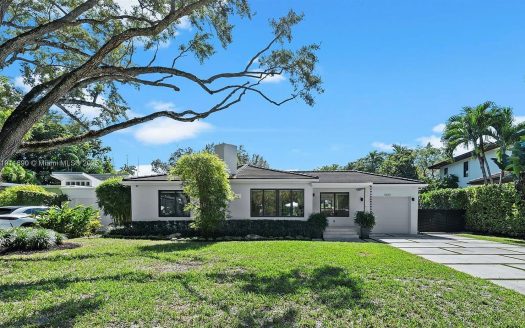 Single Family Home for Sale in South Miami, FL 33143 – 3 Bedrooms, 3 Baths – $2090000