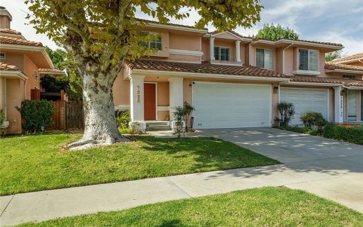 Townhouse for Sale in Canoga Park, CA 91303 – 3 Bedrooms, 3 Baths – $685000