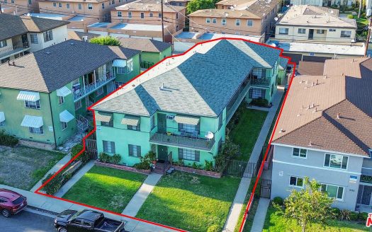 Multi Family Home for Sale in Baldwin Hills, CA 90008 – 6 Bedrooms, 6 Baths – $1199999