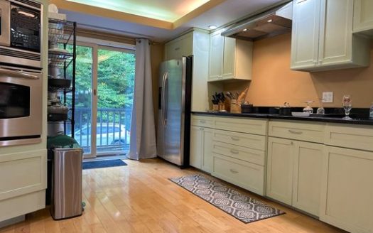 4-Bedroom Townhouse for Rent in Hunter, NY 12442 – $4000/mo | 4 Baths | Updated 2025