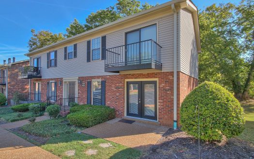 Condo for Sale in Brentwood, TN 37027 – 1 Bedroom, 1 Bath – $233200