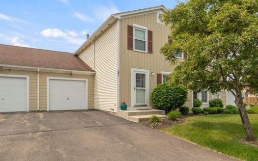 3-Bedroom Townhouse for Rent in Webster, NY 14580 – $2195/mo | 2 Baths | Updated 2025