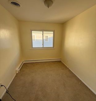 2-Bedroom Apartment for Rent in Springfield Gardens, NY 11413 – $2400/mo | 1 Baths | Updated 2025