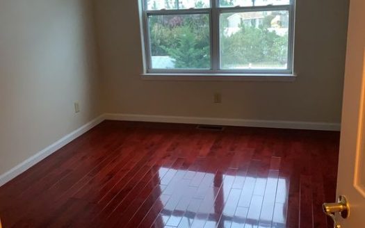 3-Bedroom Townhouse for Rent in Arverne, NY 11692 – $3700/mo | 3 Baths | Updated 2025