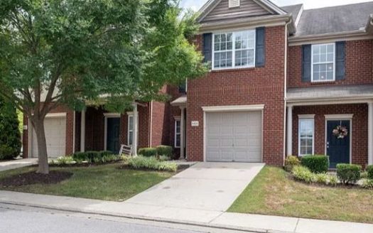 3-Bedroom Townhouse  for Rent in Brentwood, TN 37027 – $2200/mo | 3 Baths | Updated 2025