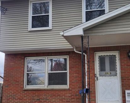 3-Bedroom Townhouse for Rent in Hamburg, NY 14075 – $1450/mo | 2 Baths | Updated 2025