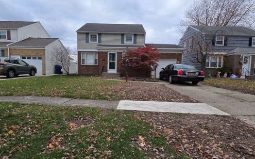 3-Bedroom Single Family Home for Rent in Amherst, NY 14226 – $2250/mo | 2 Baths | Updated 2025