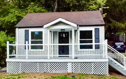 2-Bedroom Single Family Home for Rent in Smithtown, NY 11787 – $3000/mo | 1 Baths | Updated 2025