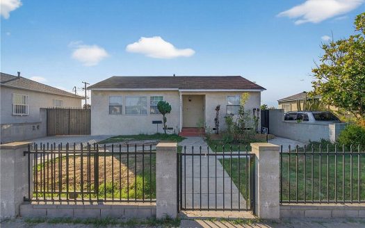 Single Family Home for Sale in Gardena, CA 90247 – 2 Bedrooms, 1 Baths – $699000