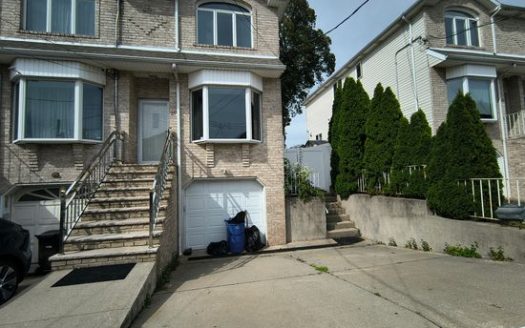 1-Bedroom Apartment for Rent in Staten Island, NY 10305 – $1800/mo | 1 Baths | Updated 2025