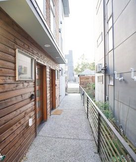 2-Bedroom Townhouse  for Rent in Seattle, WA 98122 – $2995/mo | 2 Baths | Updated 2025