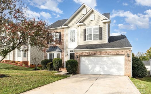Single Family Home for Sale in Charlotte, NC 28269 – 3 Bedrooms, 3 Baths – $405000