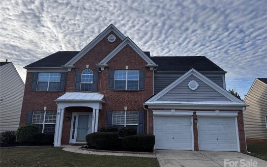 Single Family Home for Sale in Charlotte, NC 28277 – 4 Bedrooms, 3 Baths – $729900