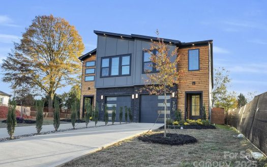 Townhouse for Sale in Charlotte, NC 28217 – 4 Bedrooms, 4 Baths – $915000