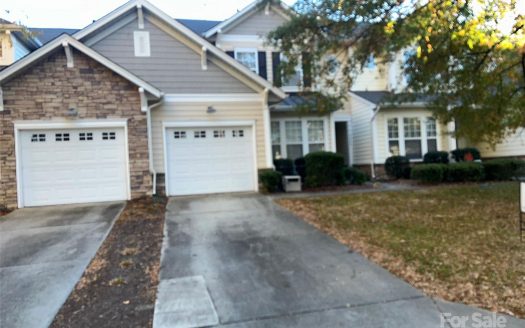 Townhouse for Sale in Charlotte, NC 28269 – 3 Bedrooms, 3 Baths – $365000