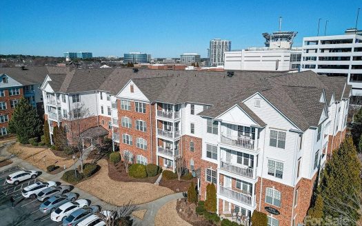 Condo for Sale in Charlotte, NC 28277 – 2 Bedrooms, 2 Baths – $284900
