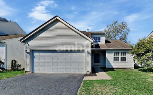 3-Bedroom Single Family Home for Rent in Groveport, OH 43125 – $2100/mo | 3 Baths | Updated 2025