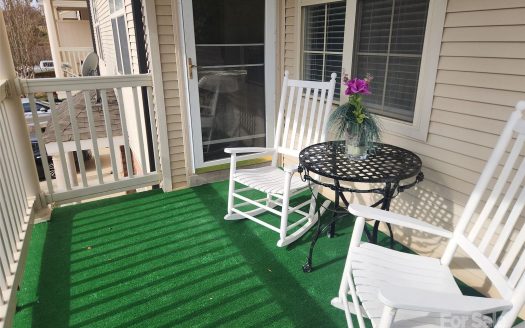 Condo for Sale in Charlotte, NC 28262 – 2 Bedrooms, 2 Baths – $240000