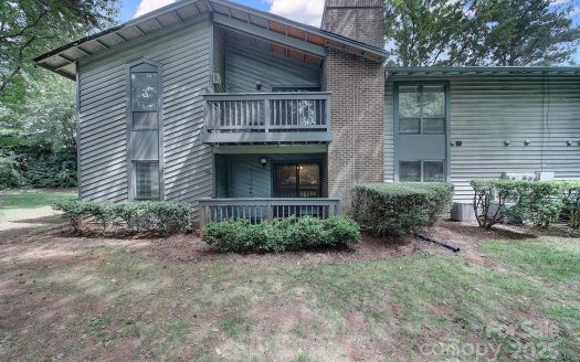 Condo for Sale in Charlotte, NC 28270 – 2 Bedrooms, 2 Baths – $214000