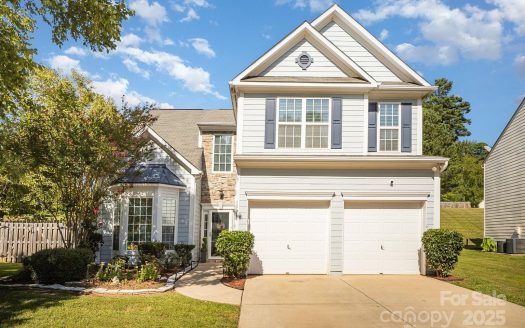 Single Family Home for Sale in Charlotte, NC 28216 – 4 Bedrooms, 3 Baths – $400000